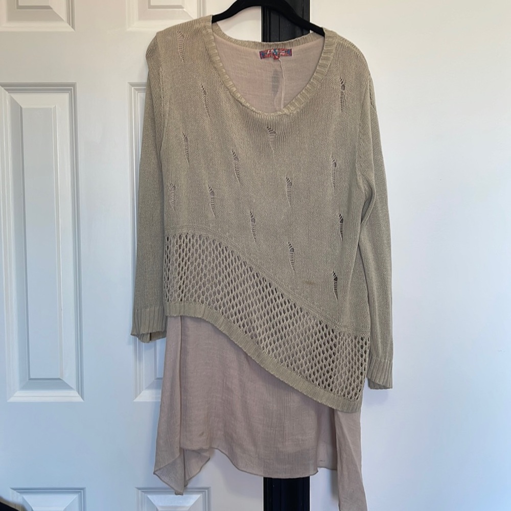 Oversized light sweater